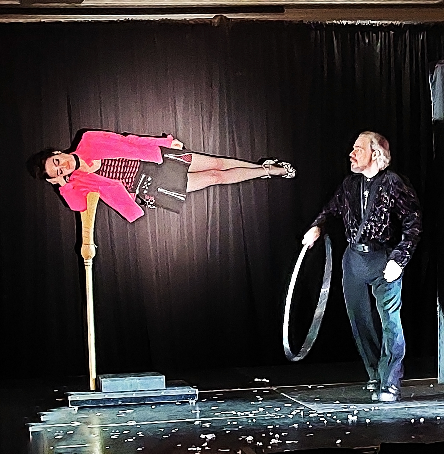 Donavan & Nina 02.jpg